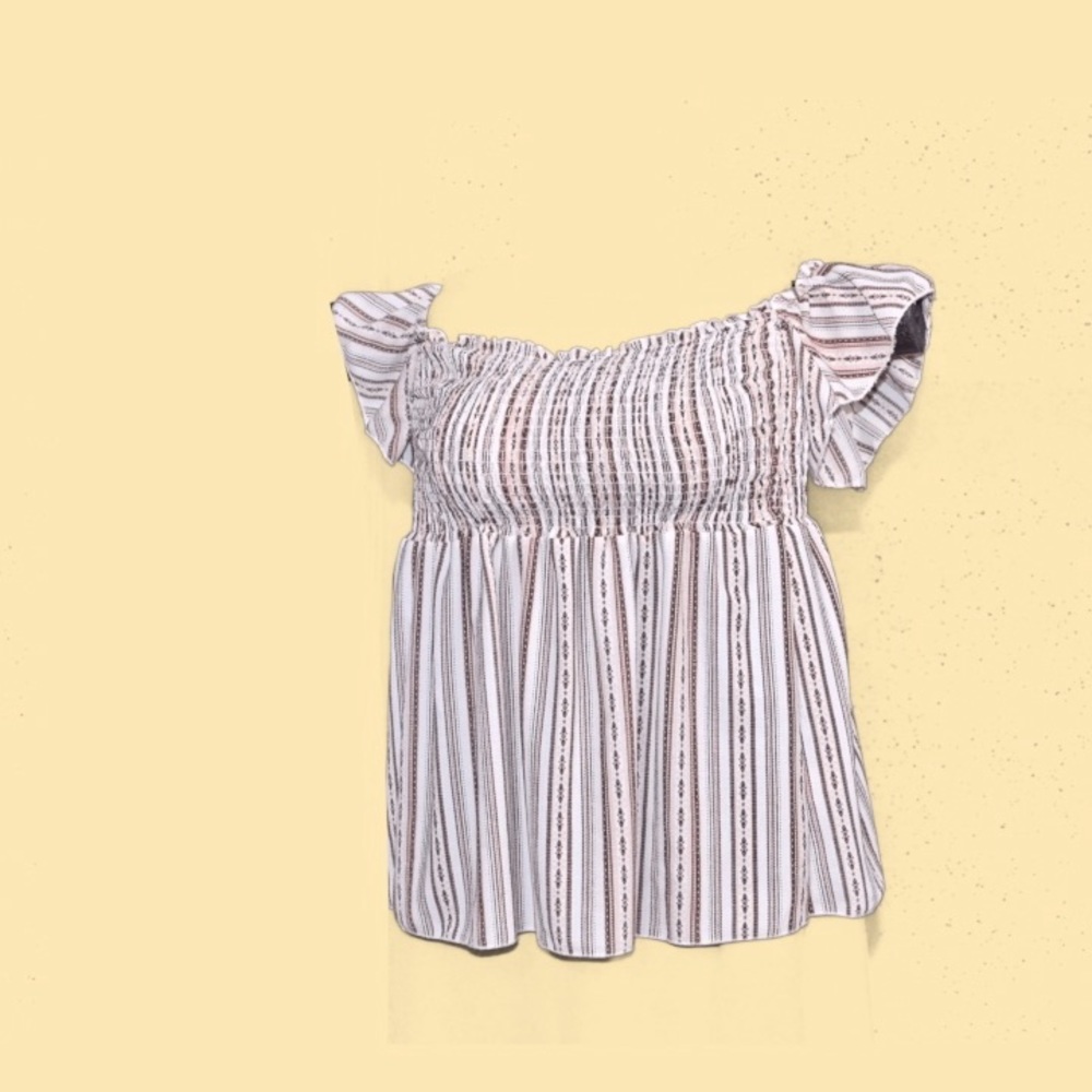 L top with detached sleeve white with pink and brown